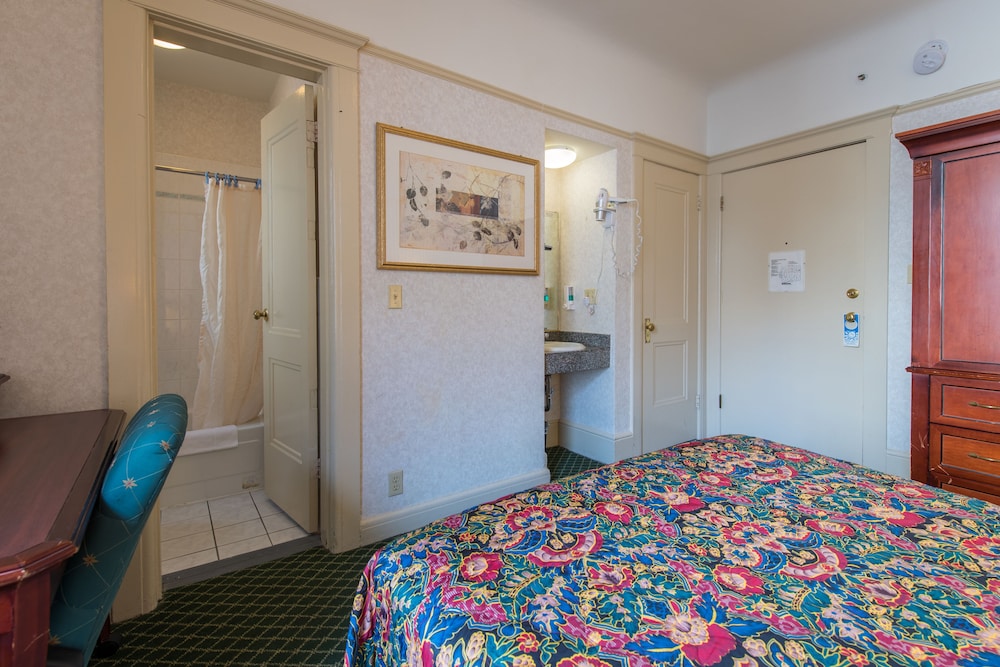 Union Square Plaza Hotel 35/77