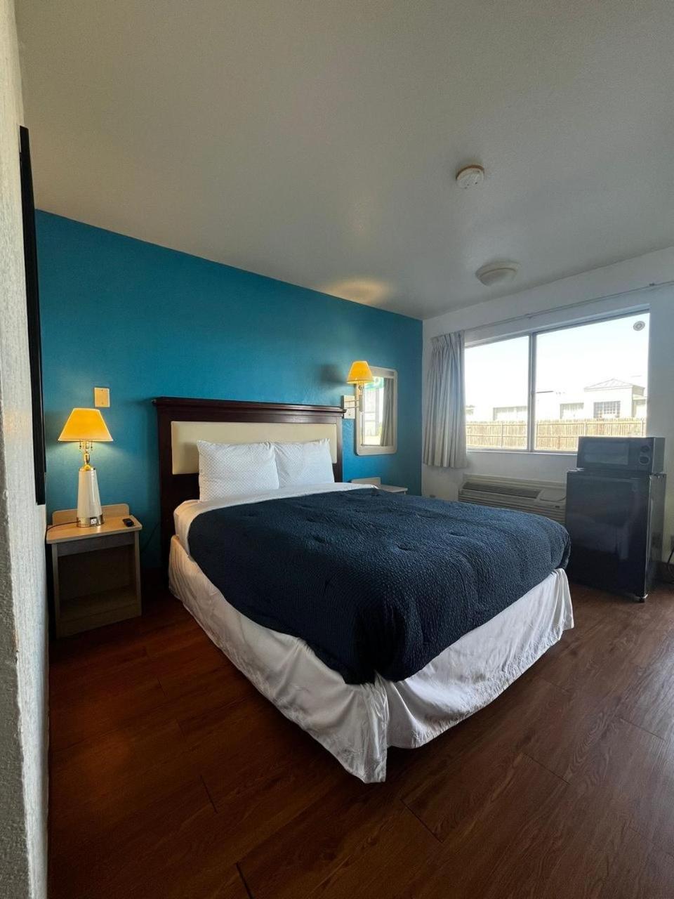 Parkside Inn by PHG - Sweetwater 5/20