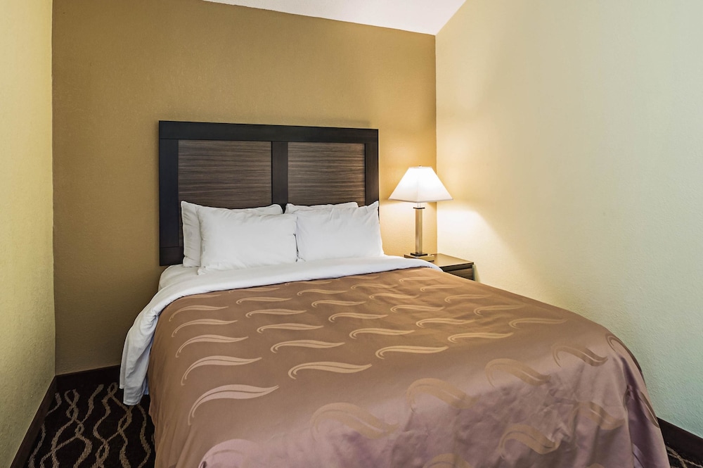 Quality Inn & Suites Frostburg-Cumberland 17/58