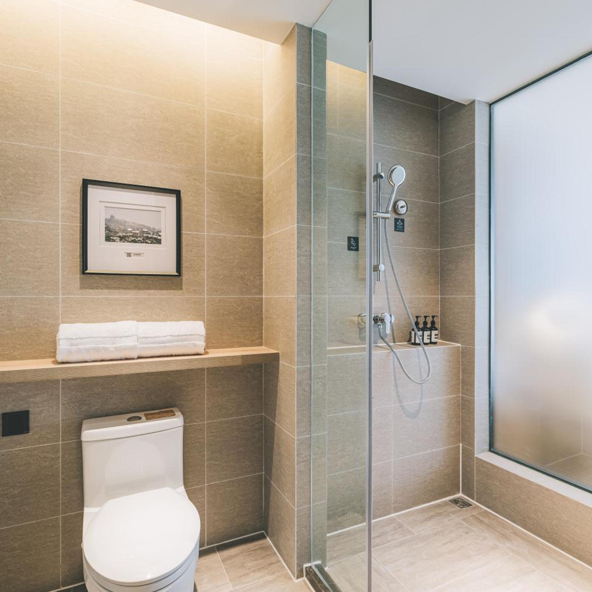 Atour Hotel (Haining Leather City Nanguanxiang) 43/50