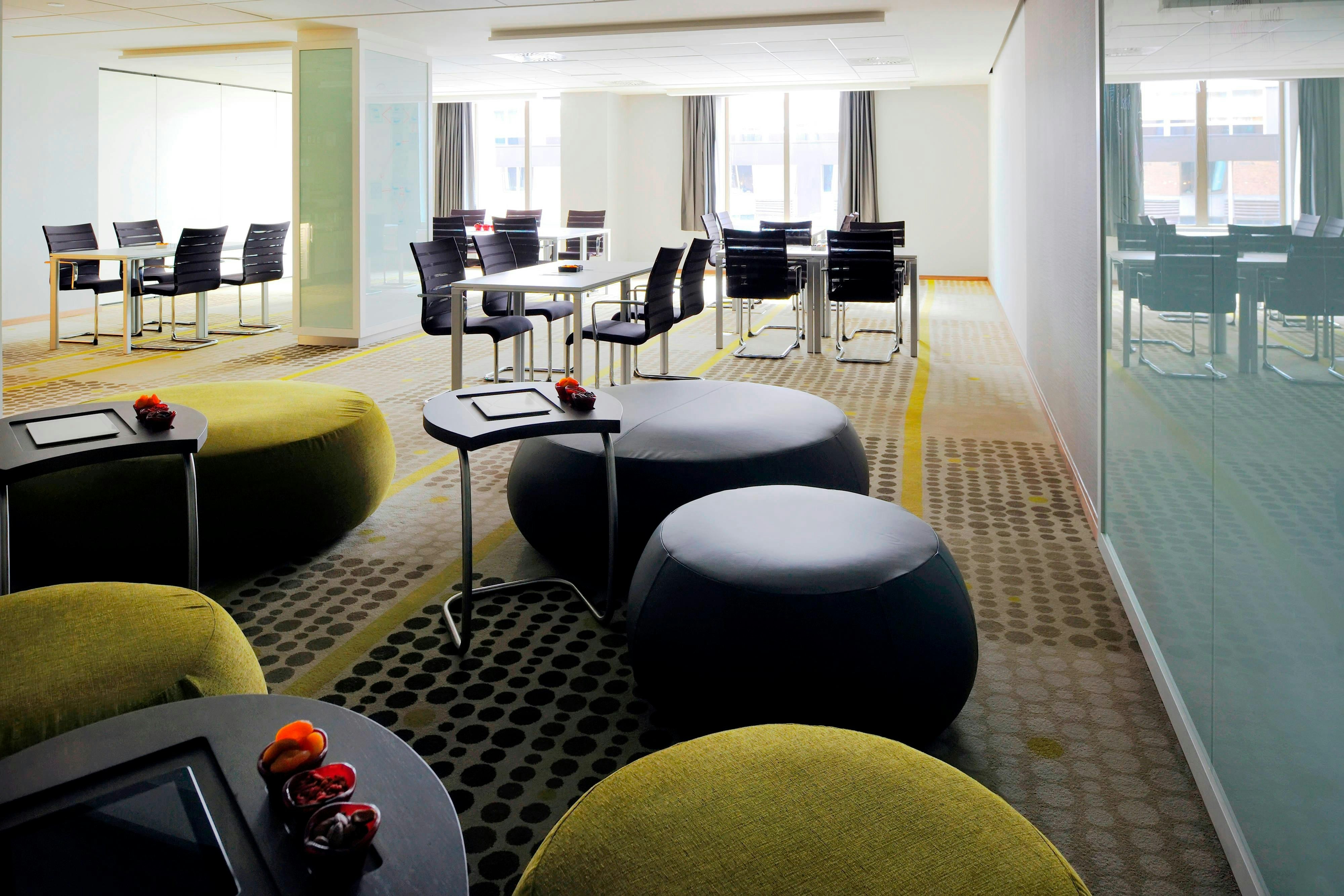 Amsterdam Marriott 30/48
