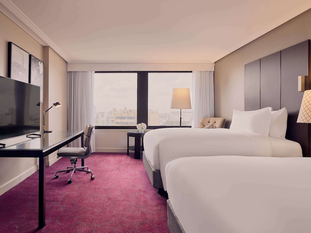 EXECUTIVE, SUITE, KING BED, CITY VIEW, SOFA, LIVING AREA