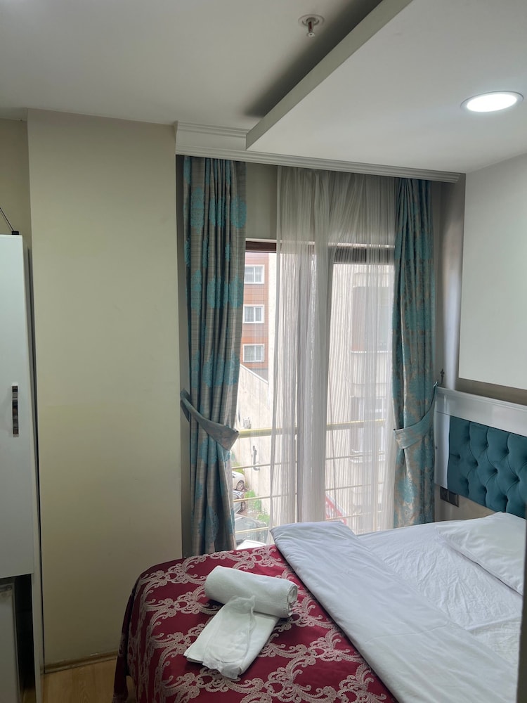SANLI HOTEL 15/62