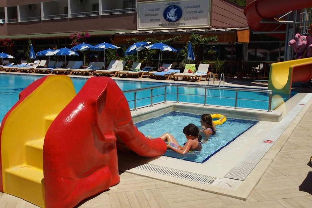 Grand Viking Hotel 37/50