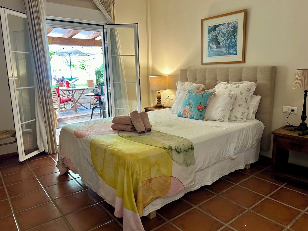 At Home In Malaga Bed And Breakfast 9/55