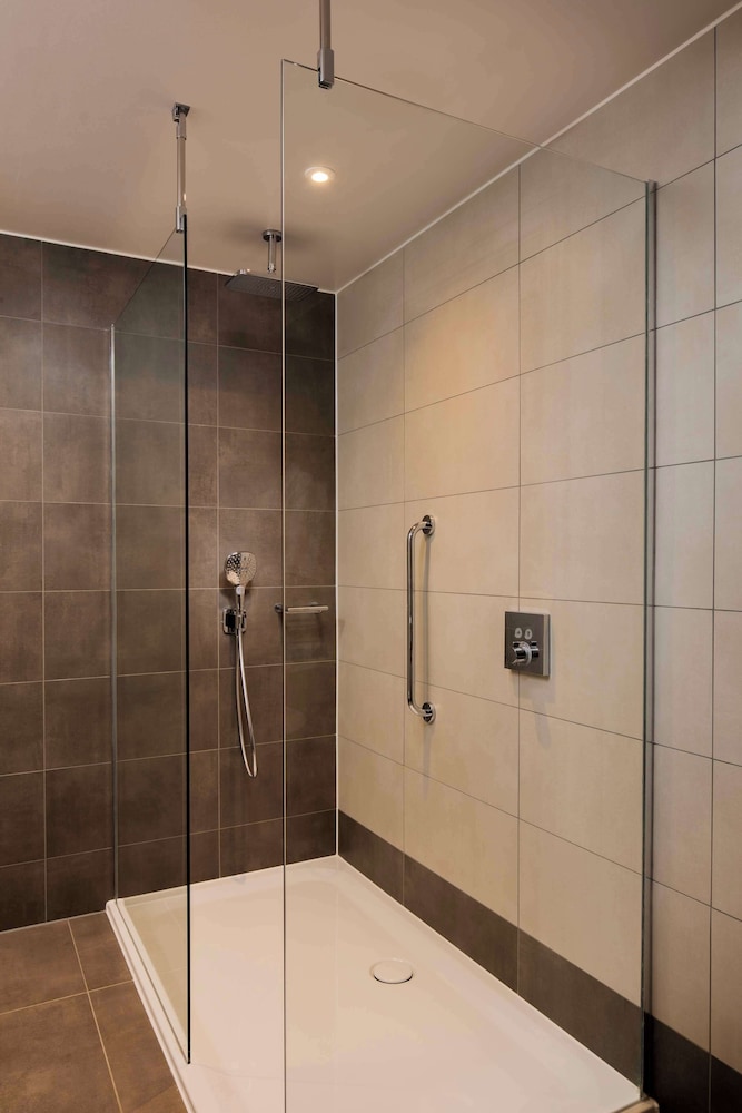 Radisson Blu Hotel, Sheffield 25/50