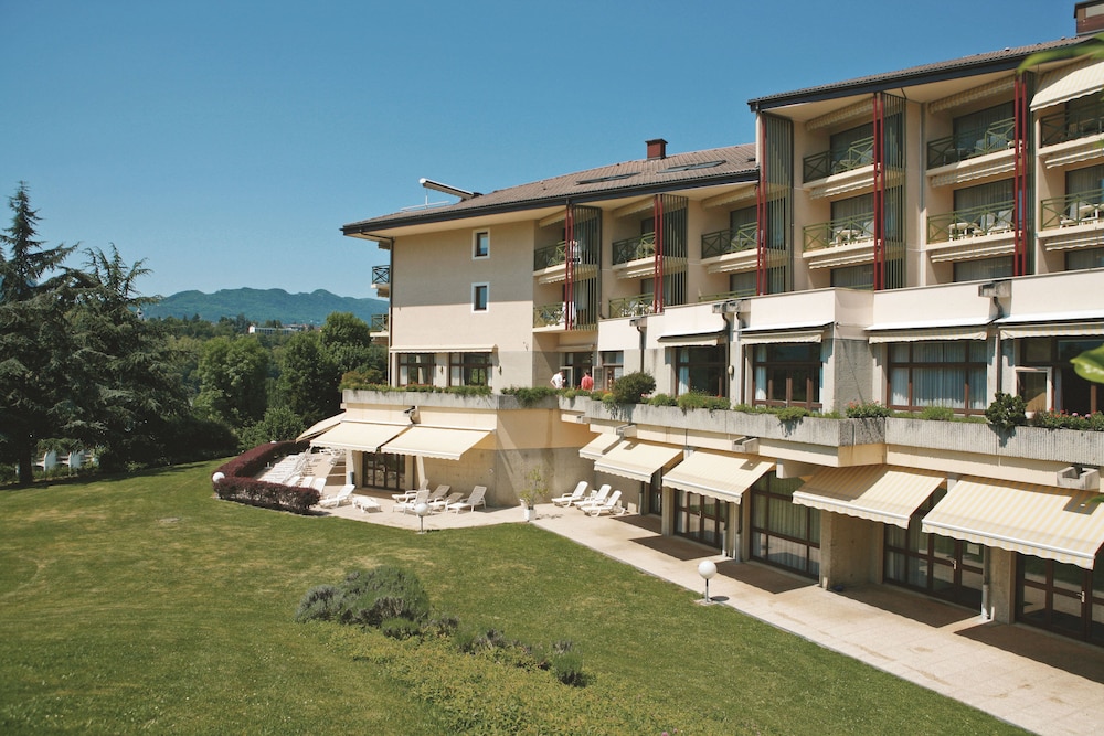 Hotel La Villa Marlioz 62/65