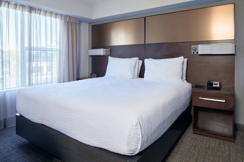 Residence Inn San Diego Carlsbad 6/50