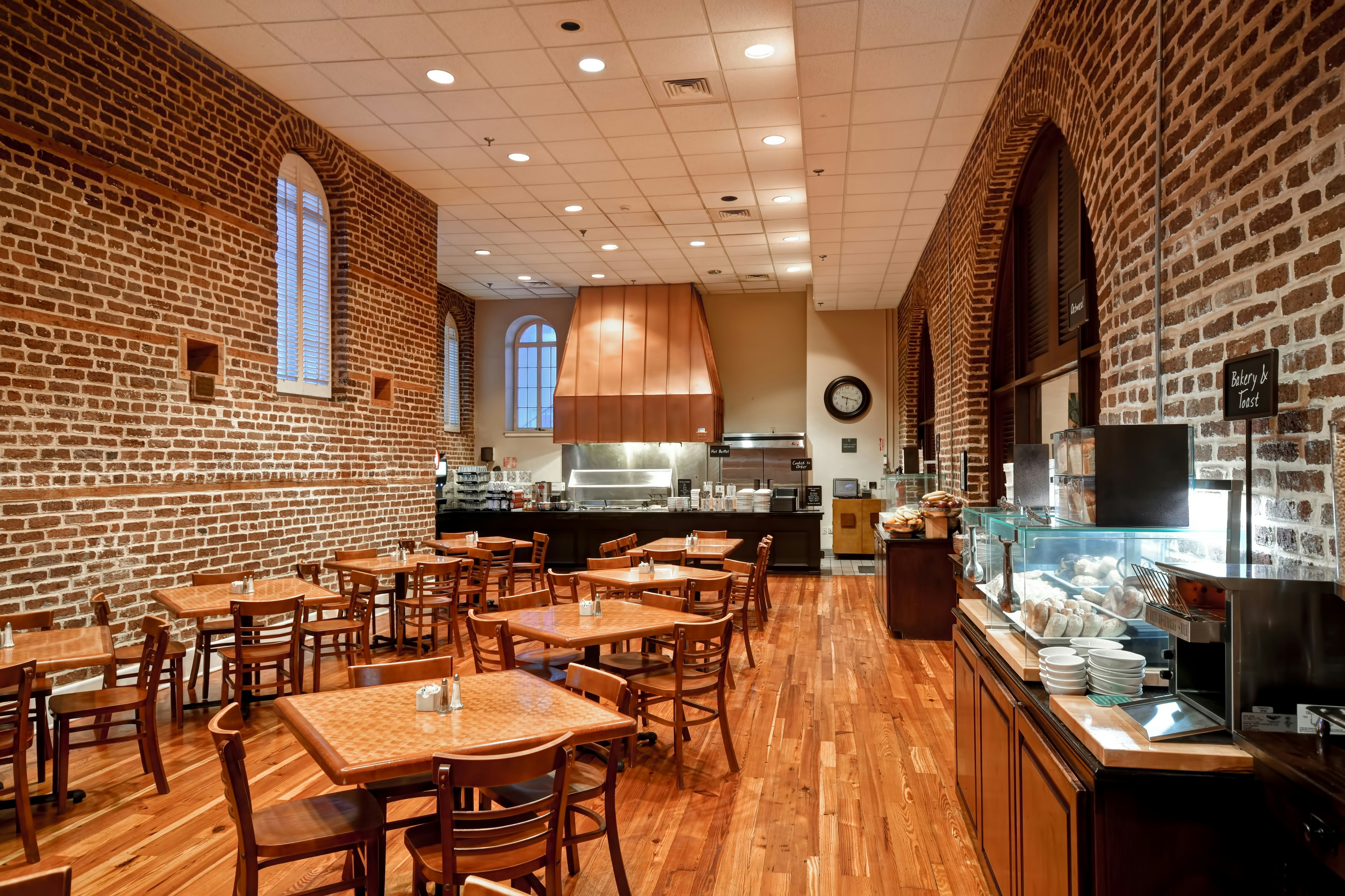 Embassy Suites Charleston Historic Charleston 15/25