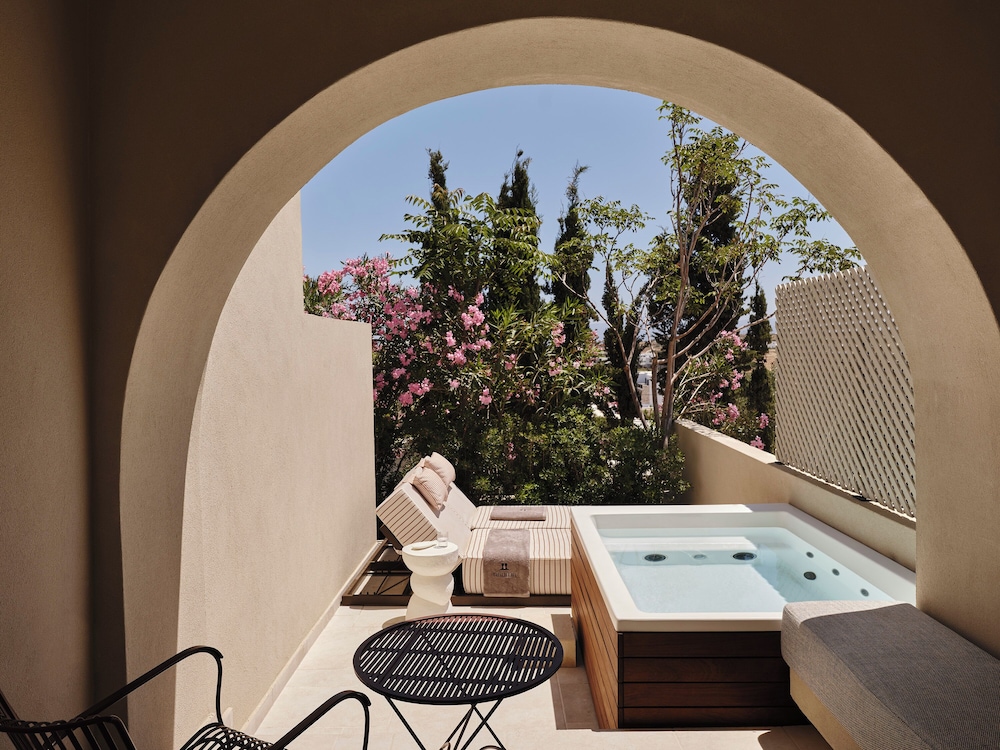 NAUMA PAROS Design Boutique Hotel Adults Only 24/50