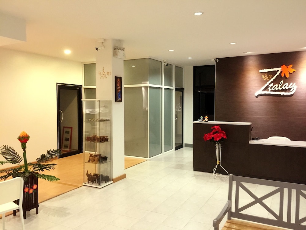 Z-Talay House 6/39