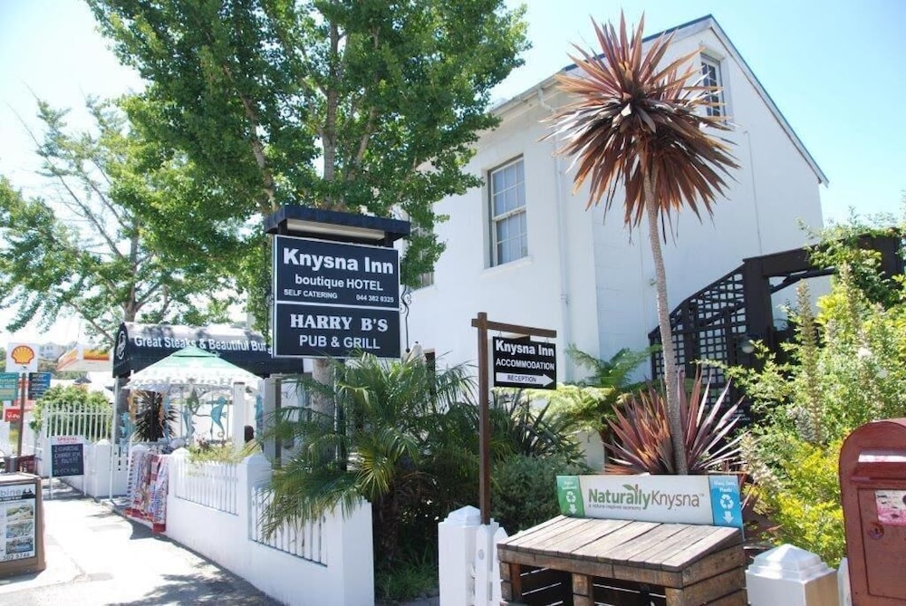 KNYSNA INN 4/24