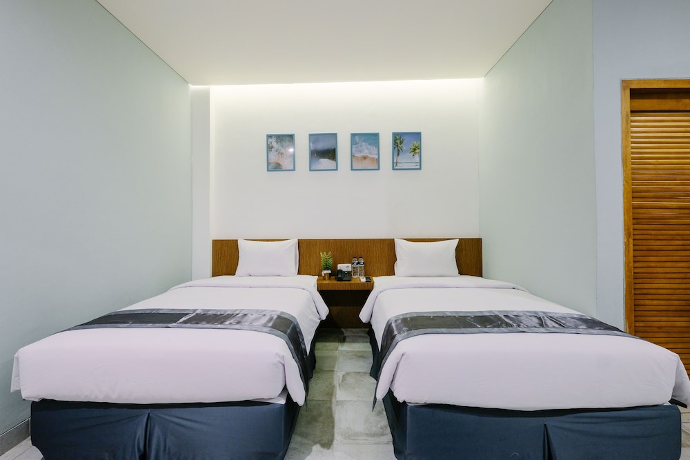 Lopi Hotel 13/36
