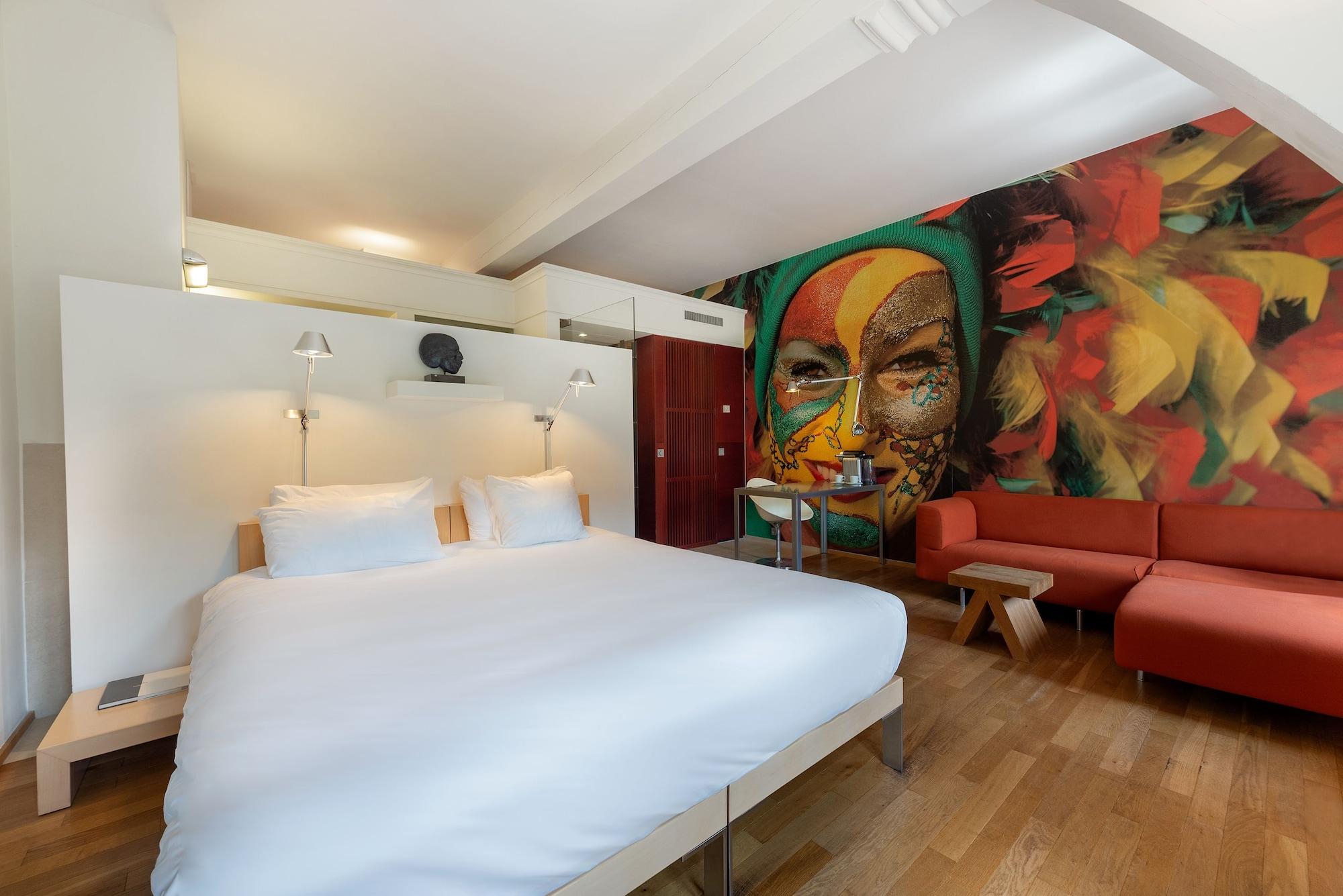 Signature, Kruisherenhotel Maastricht 4/6