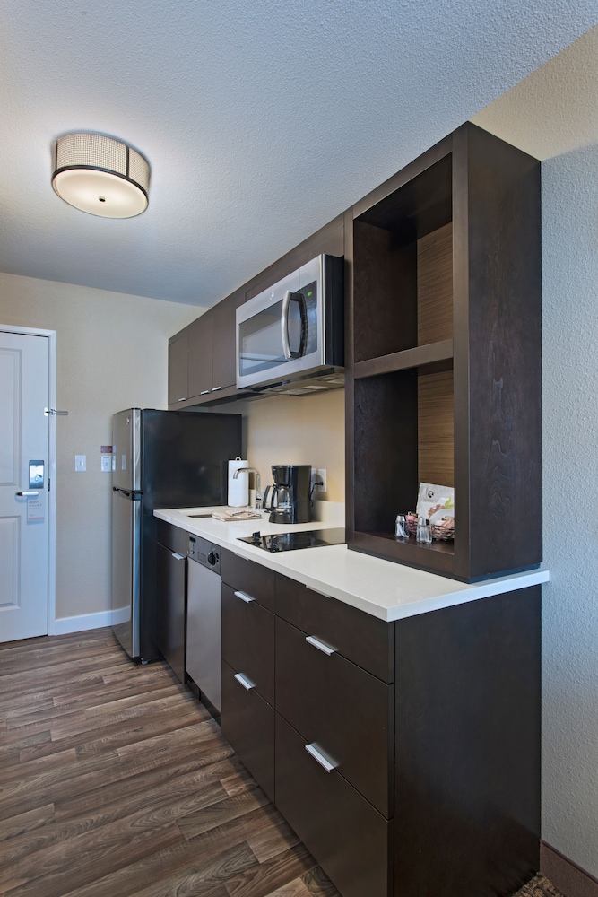 TOWNEPLACE SUITES COLUMBIA 29/34