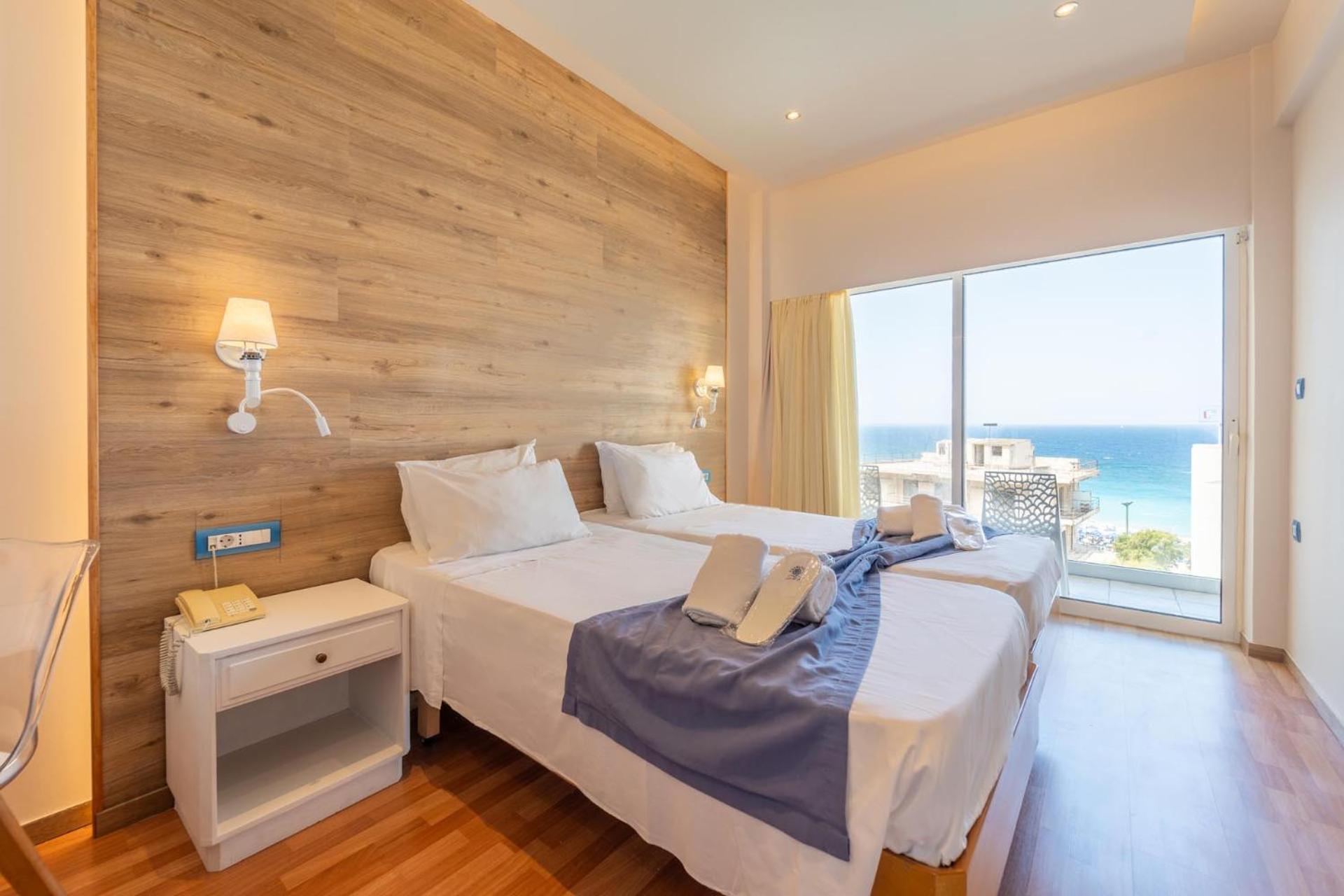 غرفة بسرير مزدوج أو سريرين منفصلين بإطلالة جزئية على البحر، Arte Hotel 8/10