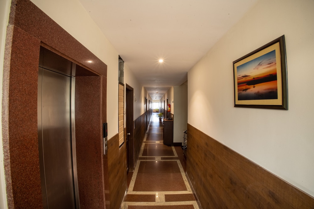 METRO PLAZA HOTEL 18/29