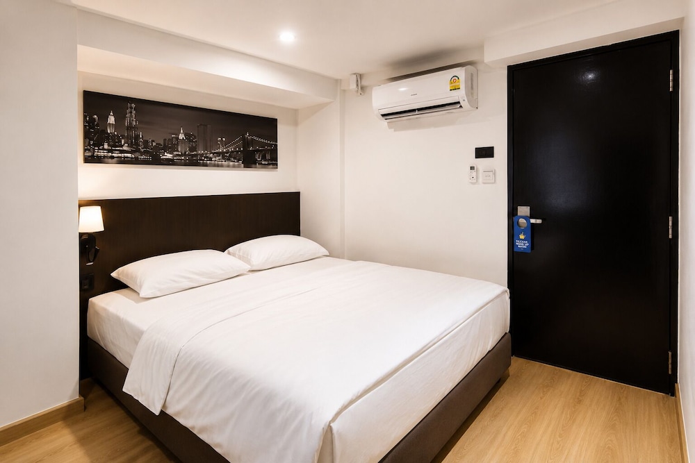 Jellybean the Blocks Hostel Sukhumvit 10 16/63