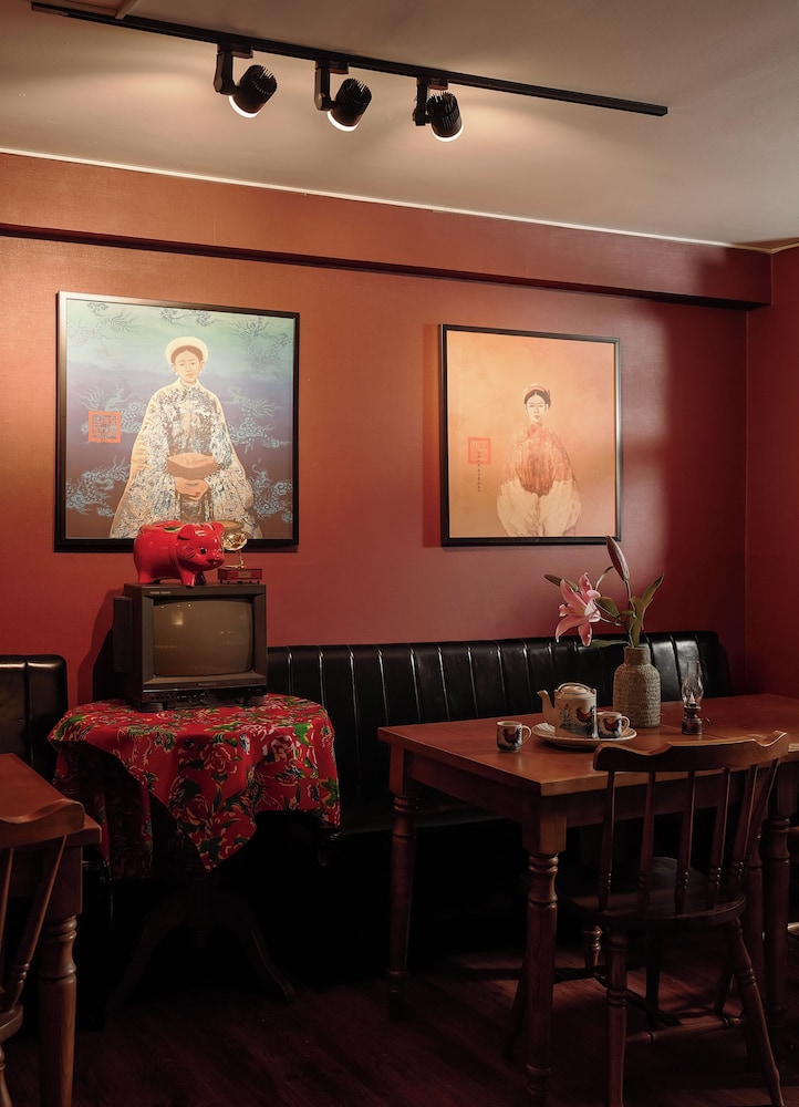 Asian Ruby Hotel & Apartment 54/62