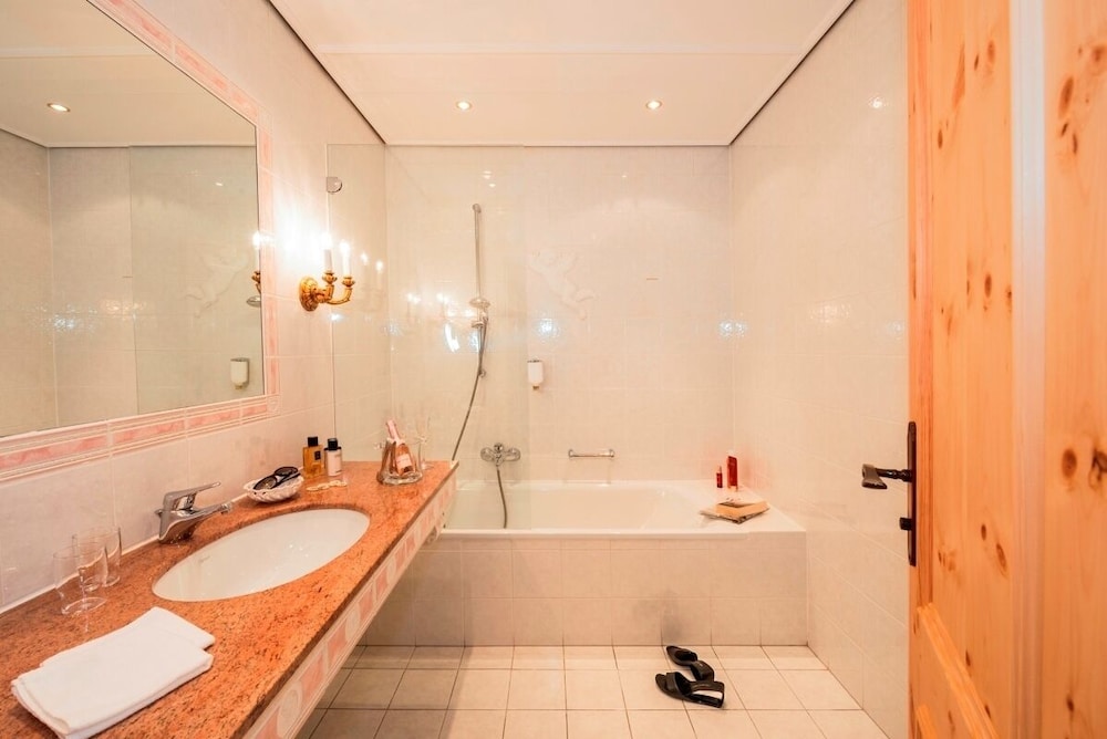 Parkhotel Wallgau 49/50