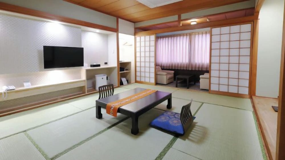Hotel Takasago 23/63