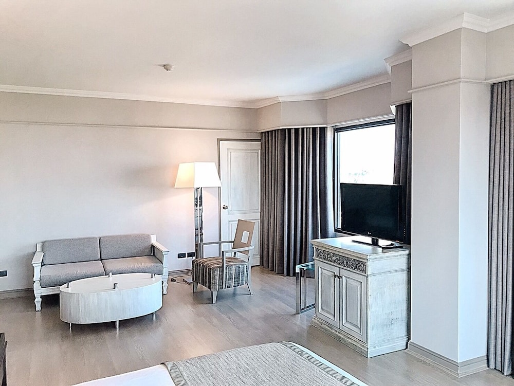 Grand Riverside Hotel Phitsanulok 42/65