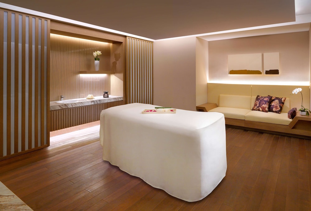 Hyatt Regency Tianjin East 31/73