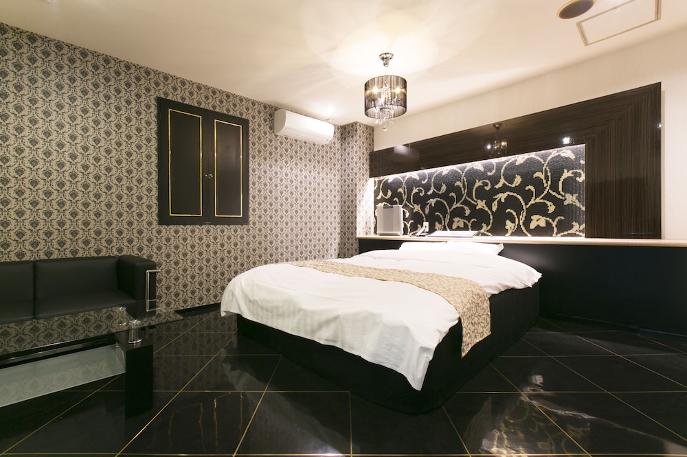 STANDARD, DOUBLE BED