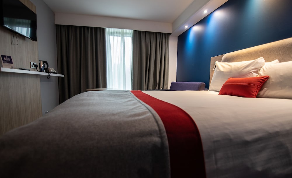 Holiday Inn Express London Stansted Airport 7/33
