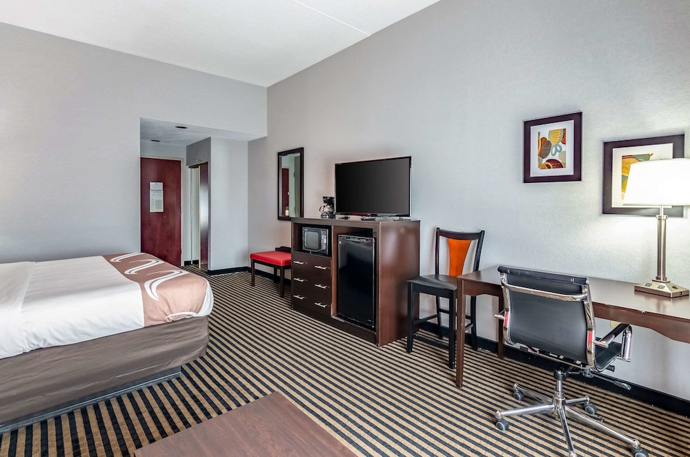 Quality Inn & Suites Abingdon, VA 16/40