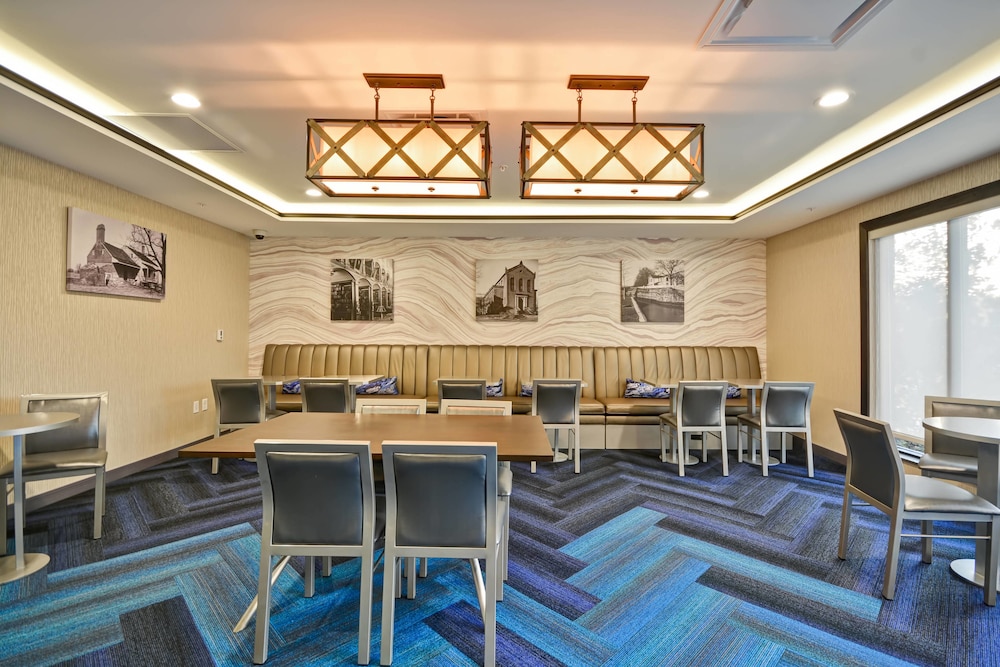 TOWNEPLACE SUITES CRANBURY SOUTH BRUNSWICK 32/50