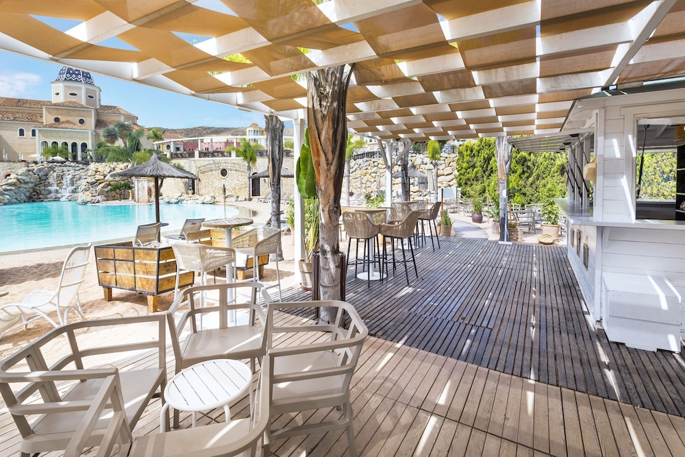 The Level At Melia Villaitana 25/50