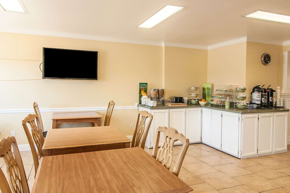 Quality Inn Grants Pass, OR 58/59