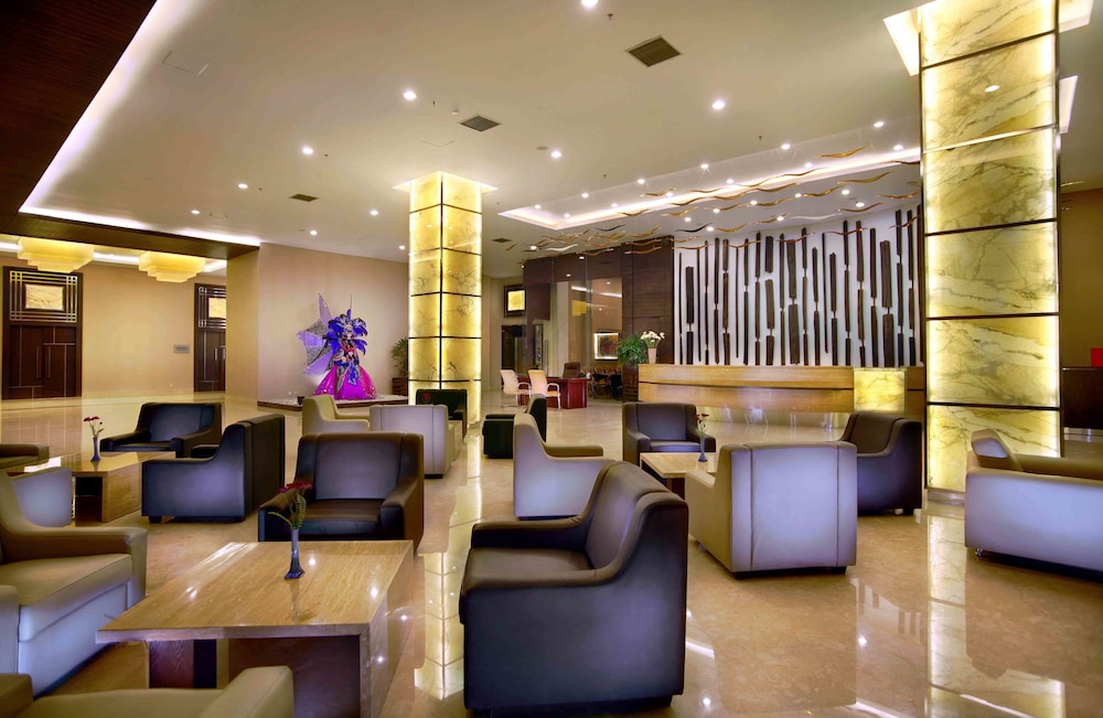 Aston Jember Hotel and Conference Center 45/65