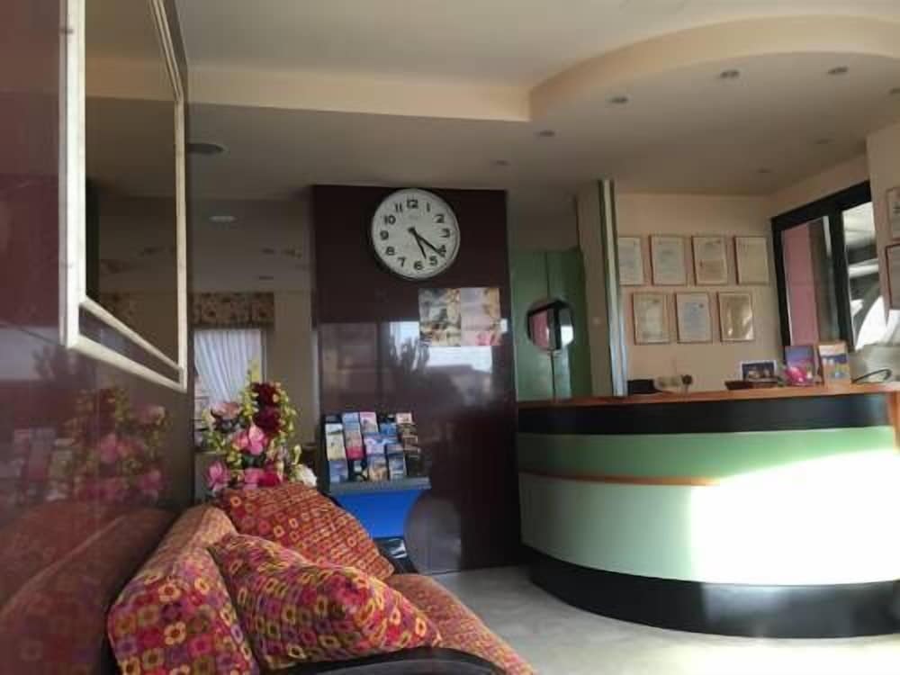 Sabra Hotel 10/35