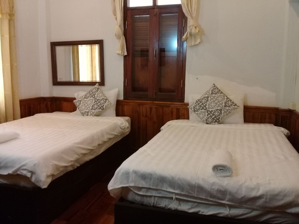 Villa Kingkham Riverside 10/69