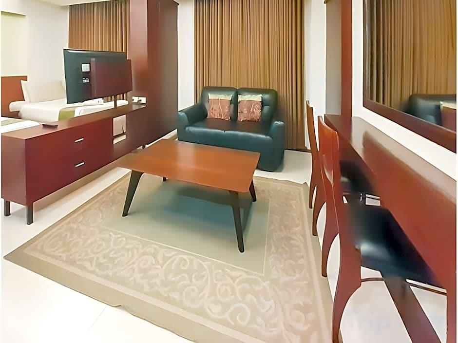 Chito's Hotel 37/50