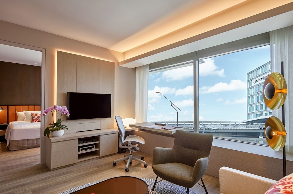 Pan Pacific Serviced Suites Orchard 47/76