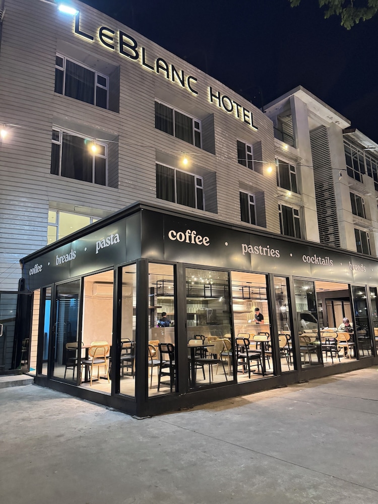 LeBlanc Hotel and Resort 2/16