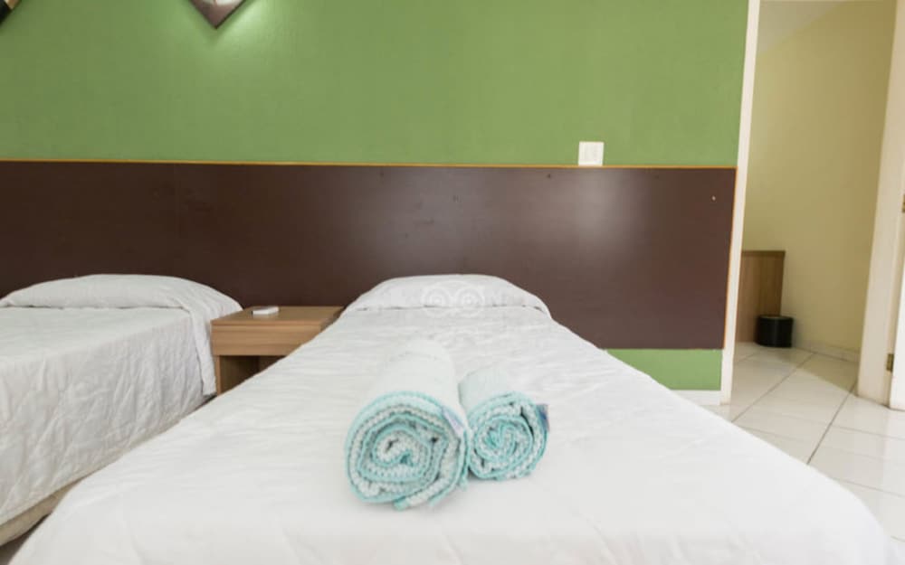 Monte Serrat Hotel 10/36