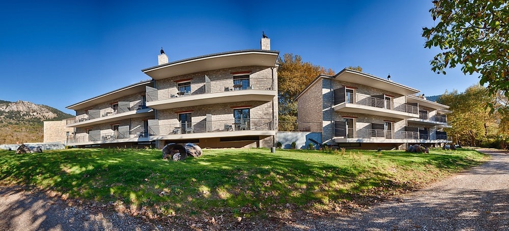 Oniropetra Boutique Hotel 3/75