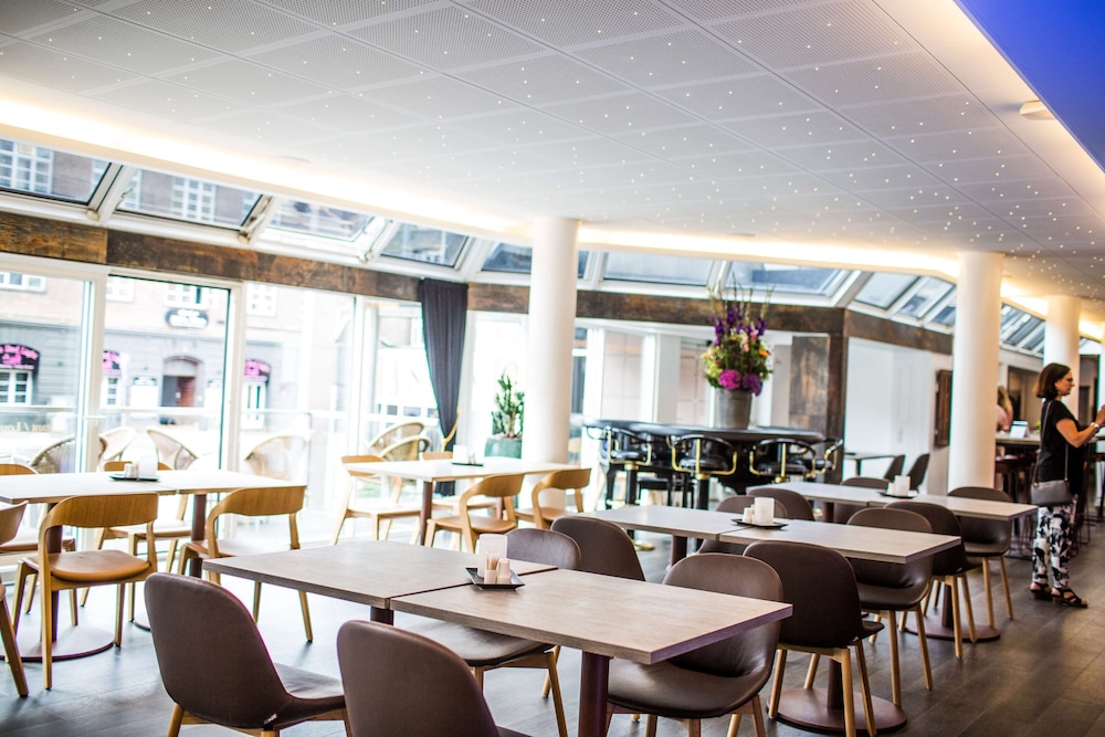 Radisson Blu Limfjord Hotel,Aalborg 47/71