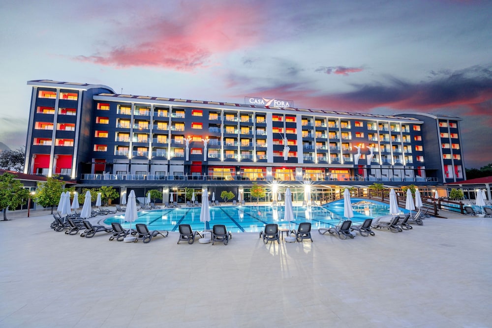 Casa Fora Beach Resort 7/67