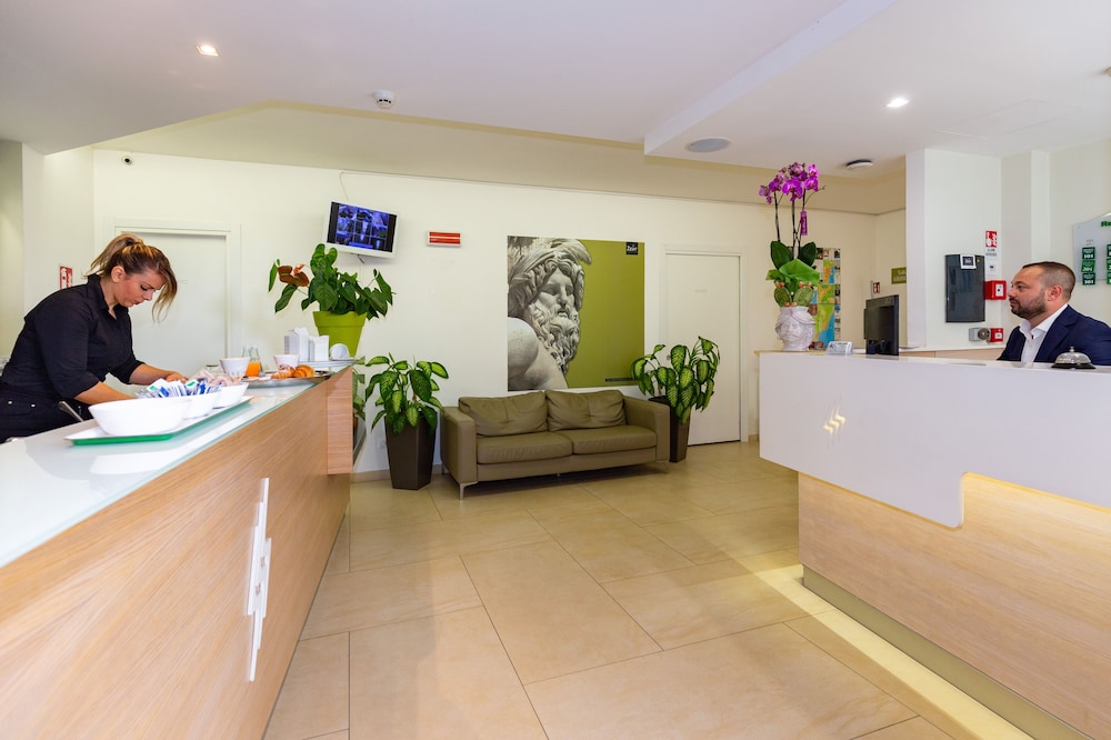 Zeus Residence Hotel 9/50