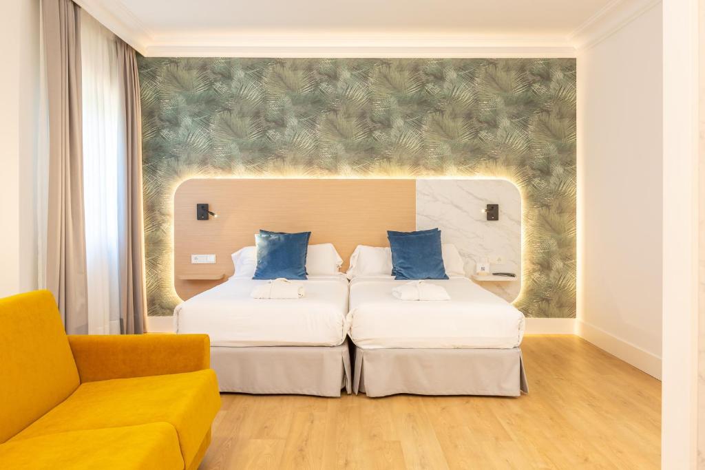 Room, Double Bed, with Child Extra Bed
