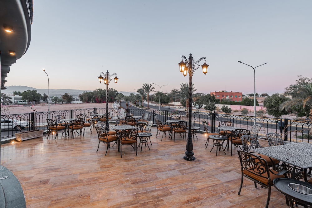 Bratus Hotel Aqaba 61/65