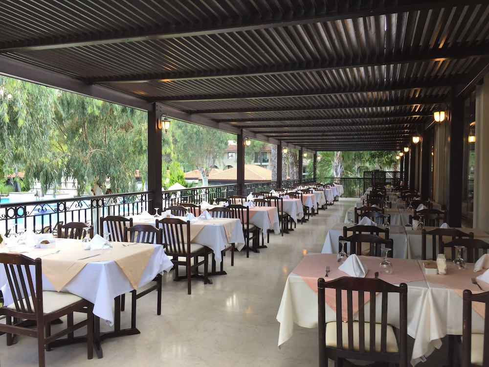 Champion Holiday Village All Inclusive 38/50