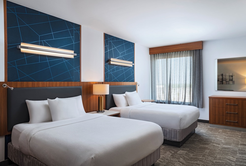 1 Bedroom, Suite, 2 Queen Beds