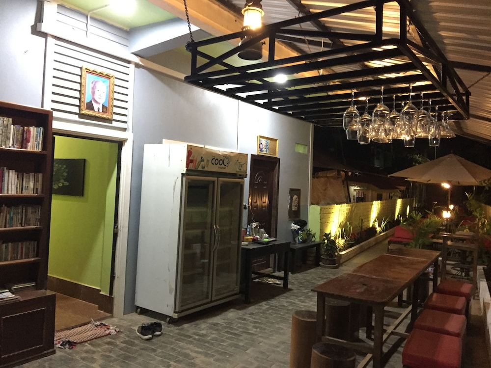 Relax And Resort Angkor Guesthouse 9/34
