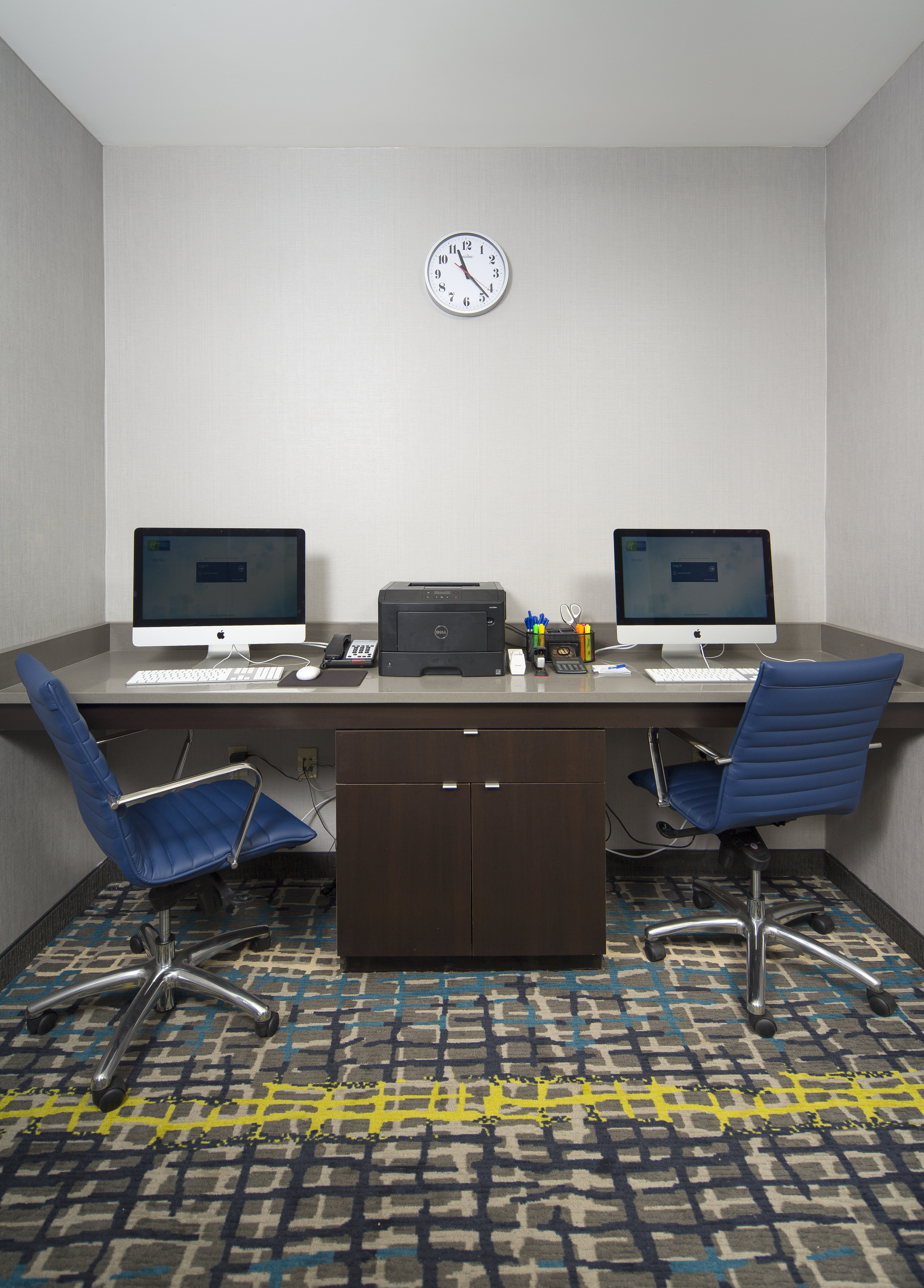 Holiday Inn Express & Suites Oklahoma City Dwtn - Bricktown 47/55